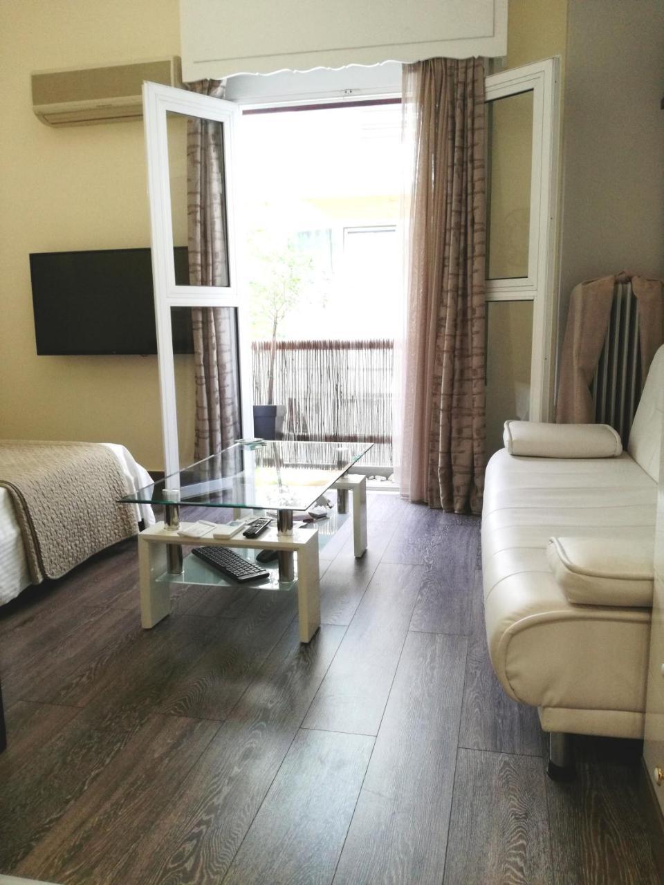 Koukaki Home أثينا المظهر الخارجي الصورة